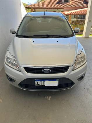 FORD FOCUS 2.0 GLX SEDAN 16V GASOLINA 4P AUTOMÁTICO